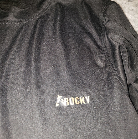 Men's pullover long sleeved t-shirt - Picture 2 of 6